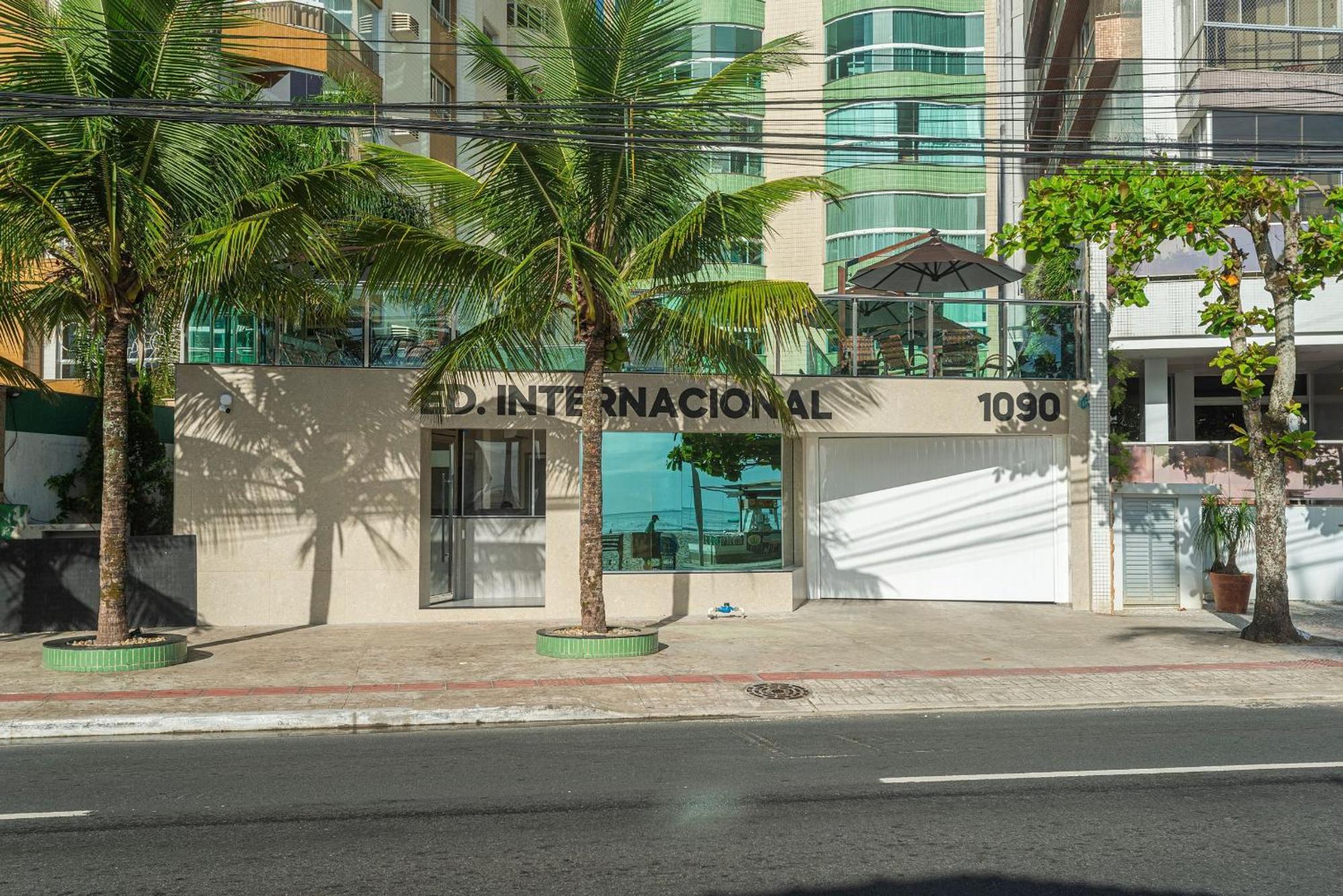 Casa de férias Itnc143- Frente Ao Mar! Amplo Ap Com 3 Quartos+3wc